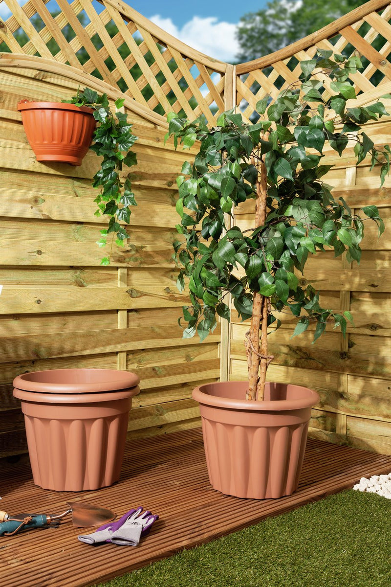Wham plastic planter terracotta 40cm, imported from the UK