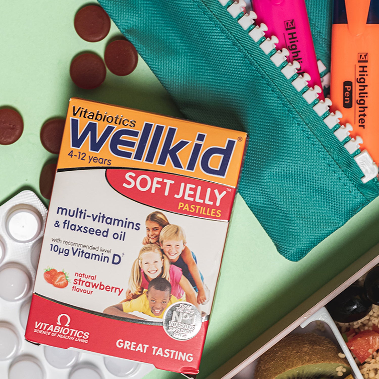 Vitabiotics Wellkid multivitamin pastilles strawberry 30 chews, UK version