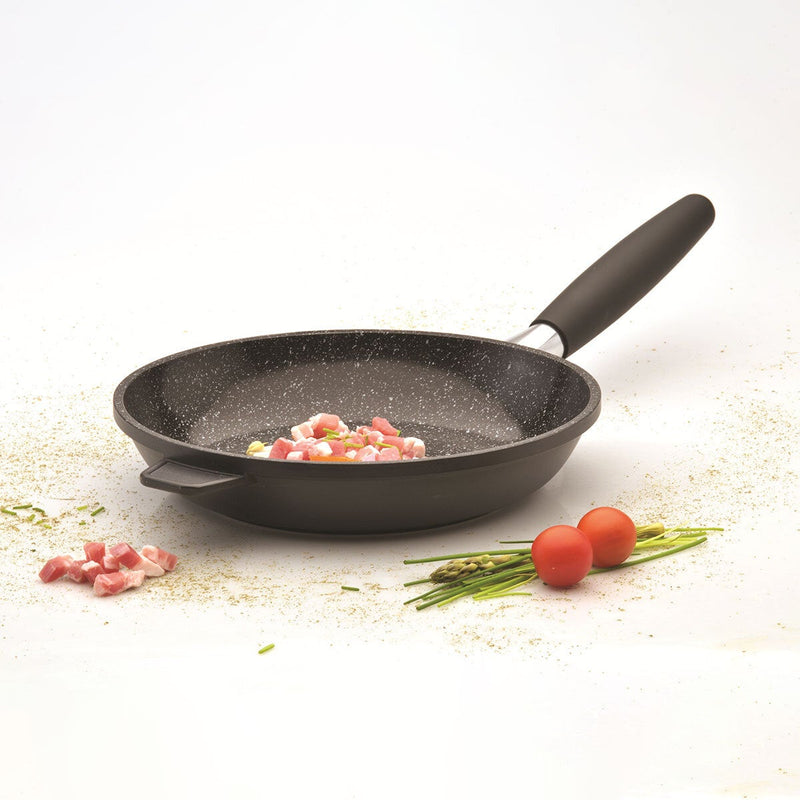 BergHOFF Eurocast 3 piece non-stick frying pan set (British brand)
