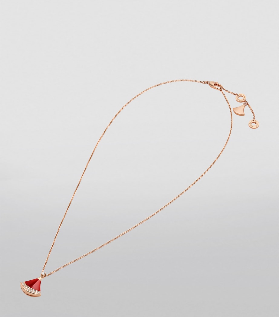 Bvlgari Divas' Dream rose gold necklace with diamonds and carnelian - British product