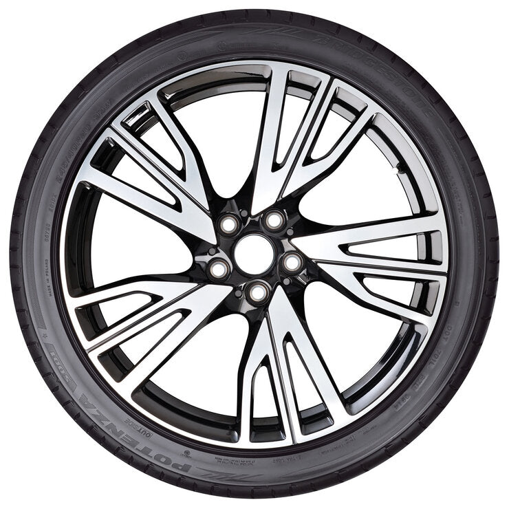 Bridgestone Potenza performance tyre 285/35 ZR20 - British product