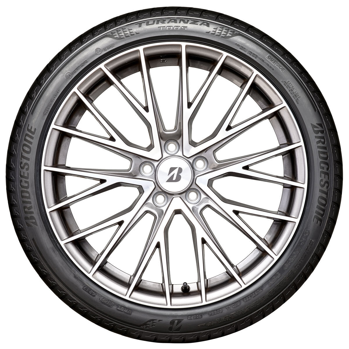 Bridgestone 265/40 R21 Turanza summer tyre, imported from the UK