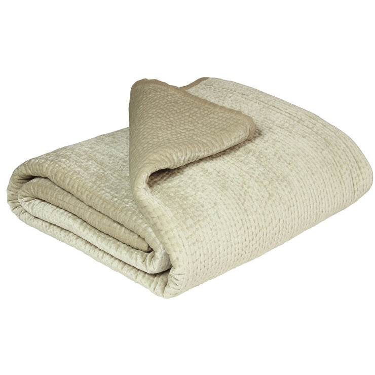 Paoletti Brooklands quilted super king bedspread champagne (British brand)