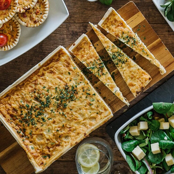Toppings Pies Cheddar and Onion Quiche 13kg