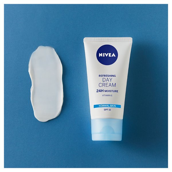 NIVEA Refreshing 24H Day Cream for Normal Skin SPF15 50ml GOODS Superdrug   