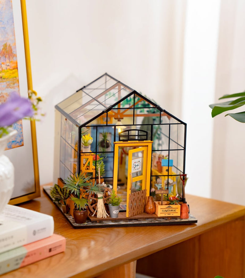 Robotime wooden Cathy's flower house kit, imported from the UK