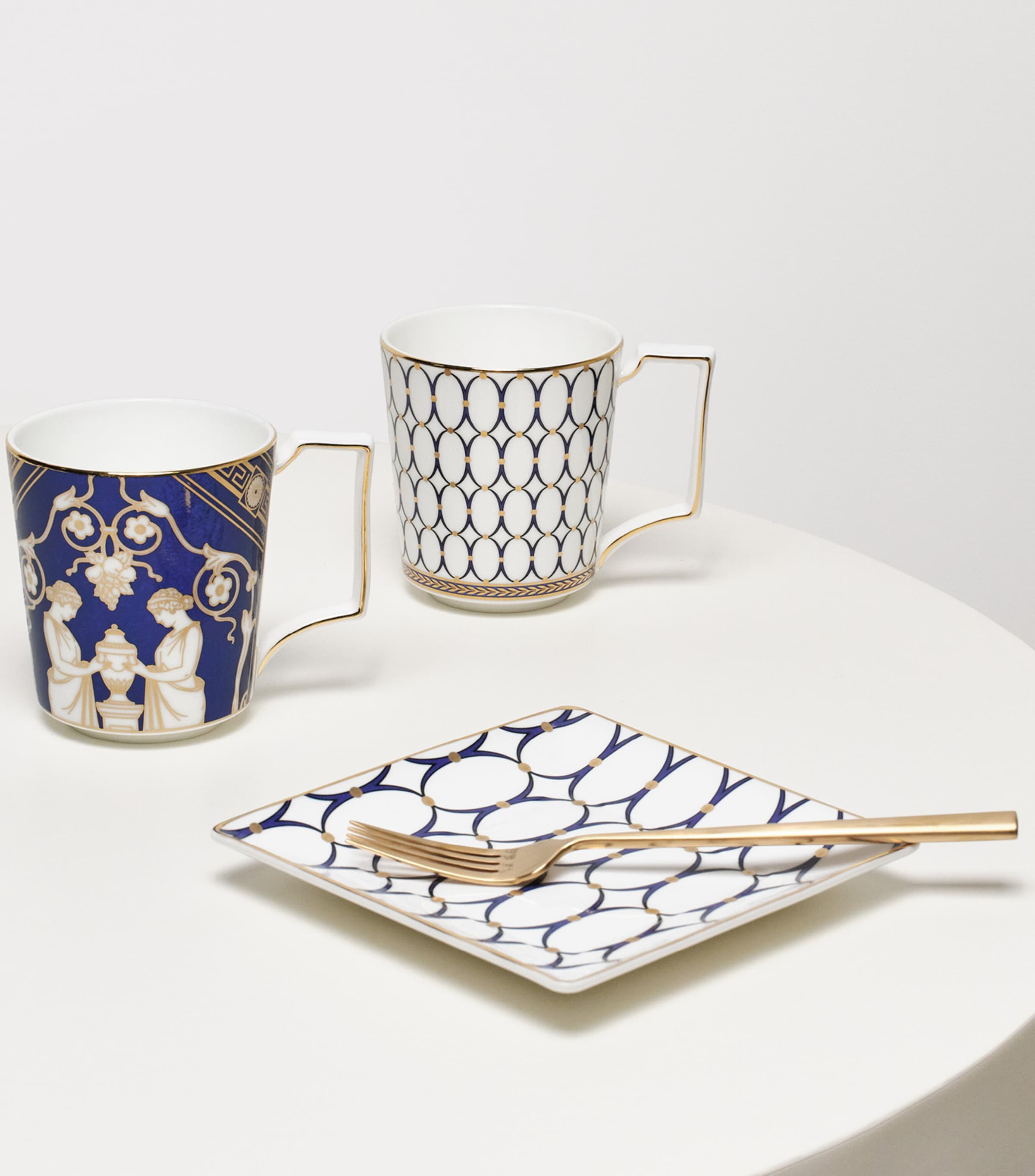 Wedgwood Renaissance mugs set of 2 300ml (British brand)