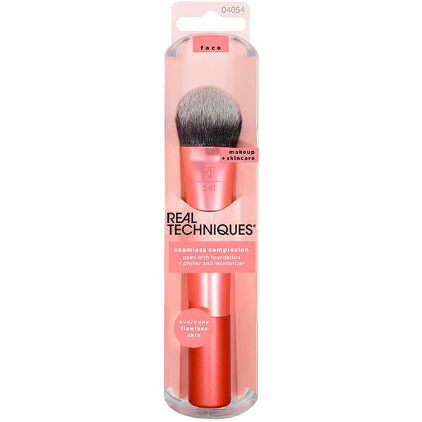 Real Techniques Seamless Complexion Brush (British brand)