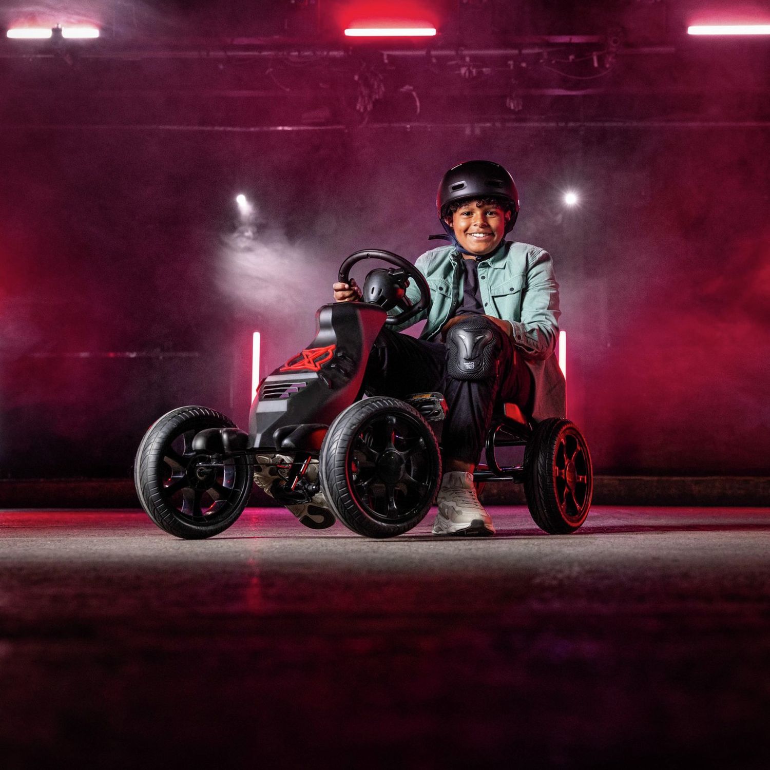 Xootz Venom Go Kart pedal toy for ages 5+ (British brand)