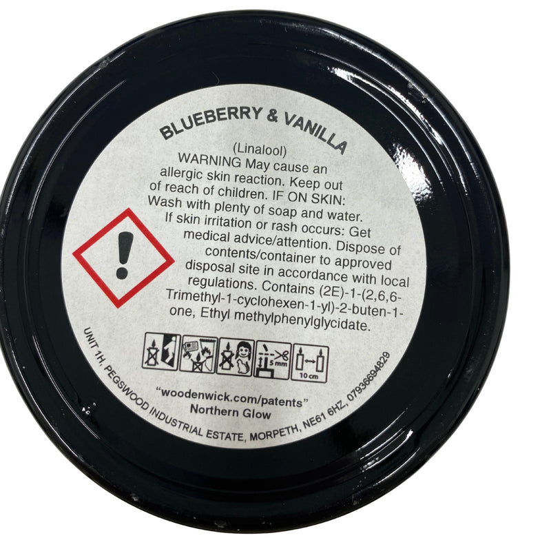 Scented wood wick candle blueberry and vanilla 212g, imported from the UK