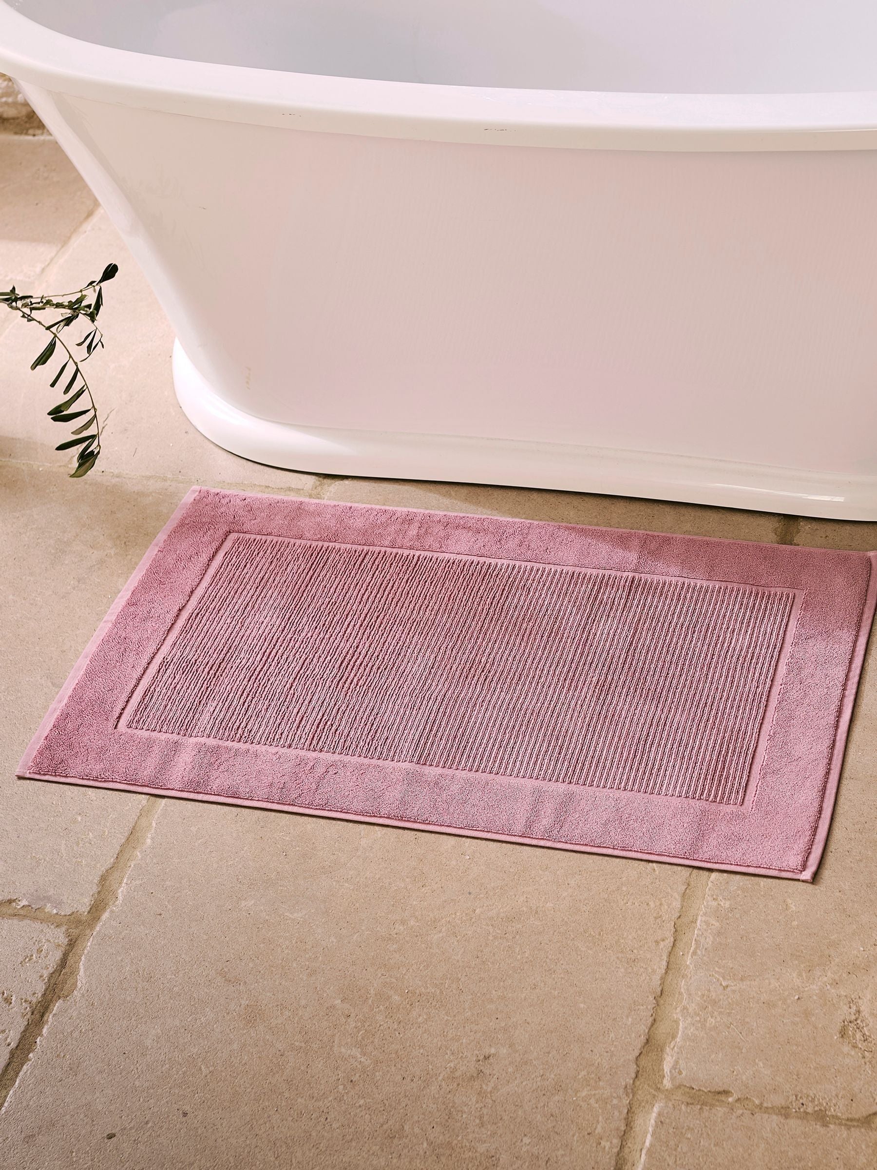 Christy white supreme luxury cotton bath mat (British brand)