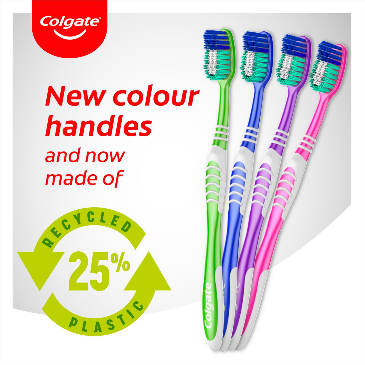 Colgate Extra Clean Medium Toothbrush x3