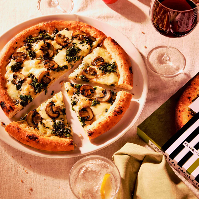 Crosta & Mollica Fiorentina Mushrooms Spinach Creamy Garlic Sourdough Pizza 453g