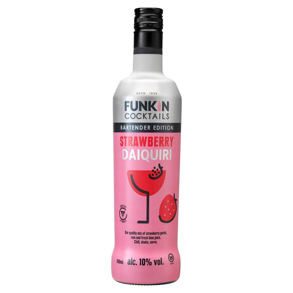Mixed Cocktail Drink with Strawberry, Lime, and Rum 70cl