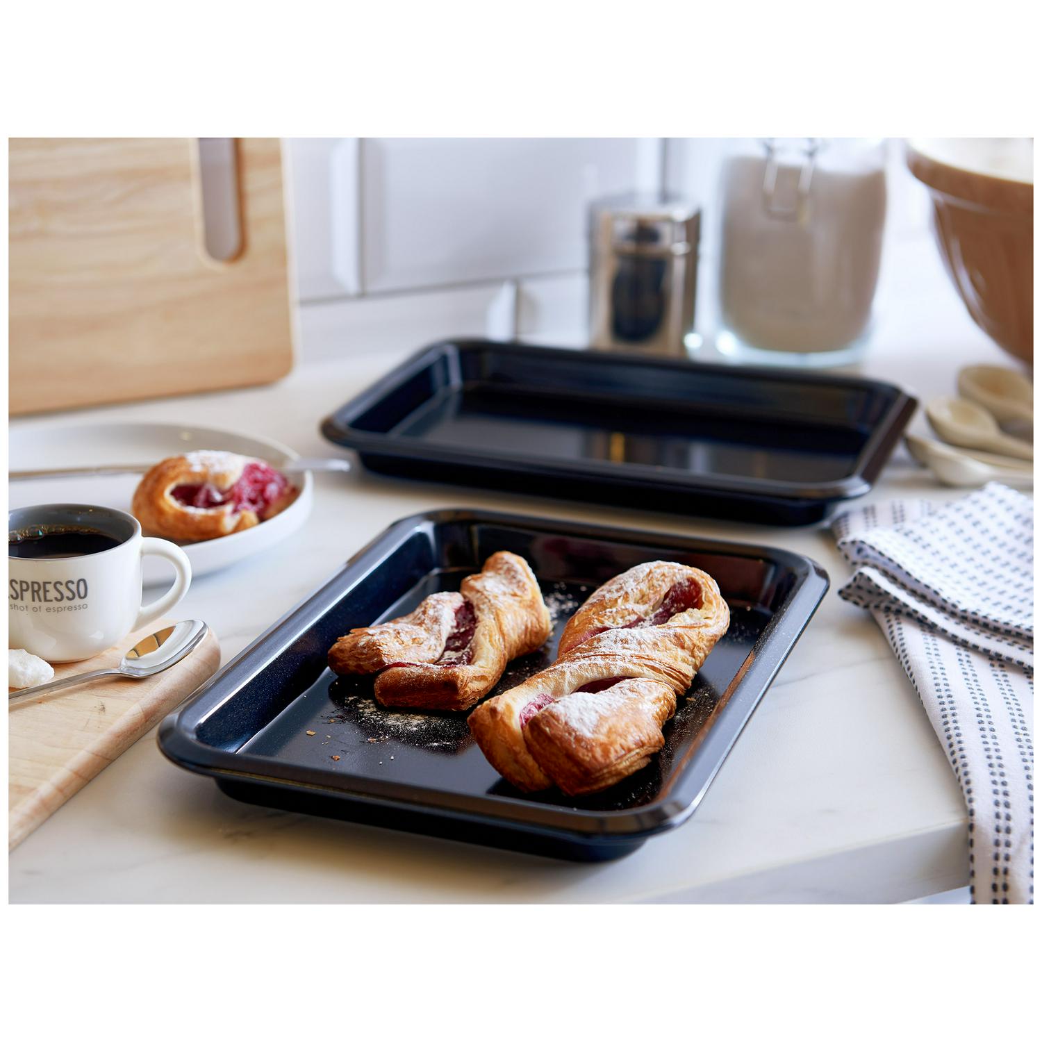 Habitat baking trays 2 piece set small 28x20cm, imported from the UK
