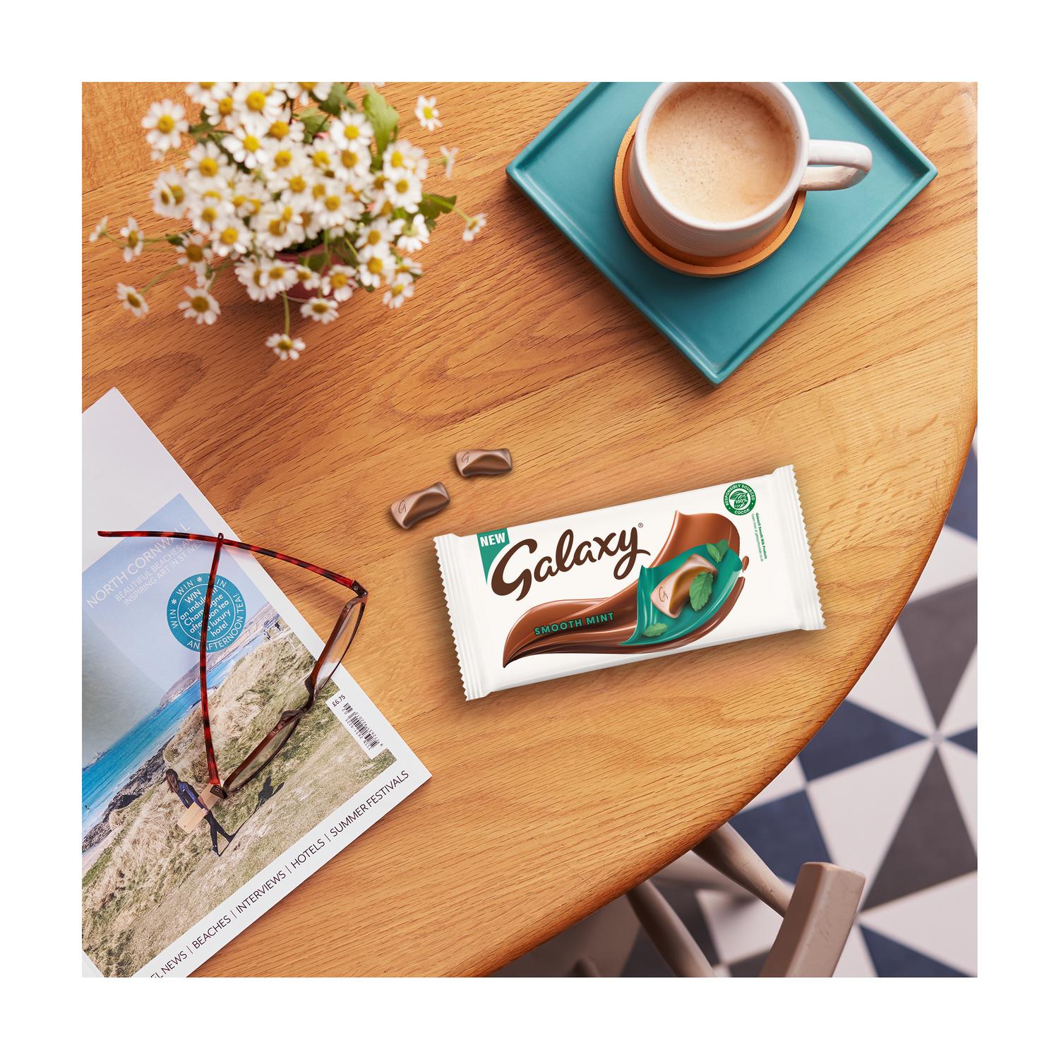 Galaxy Smooth Mint milk chocolate bar 110g, UK version
