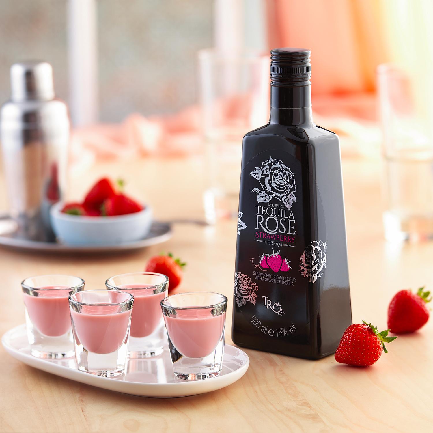 Tequila Rose strawberry cream 500ml (British brand)