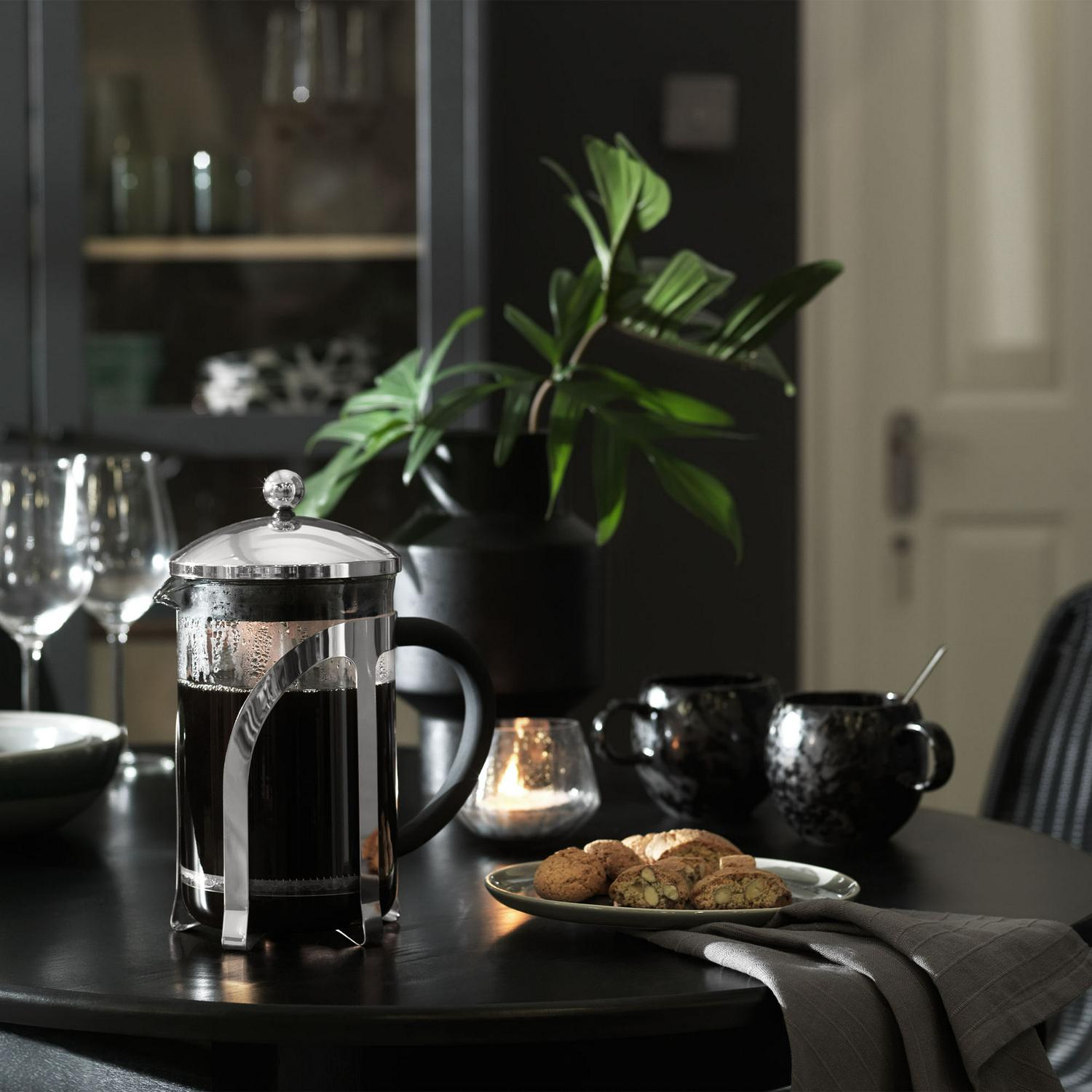 Habitat Chrome 12 Cup Glass Cafetiere with Black Handle, UK version