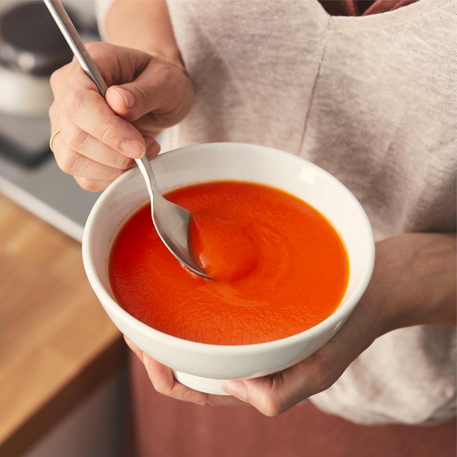 Heinz Weight Watchers Tomato Soup 295g can, UK version