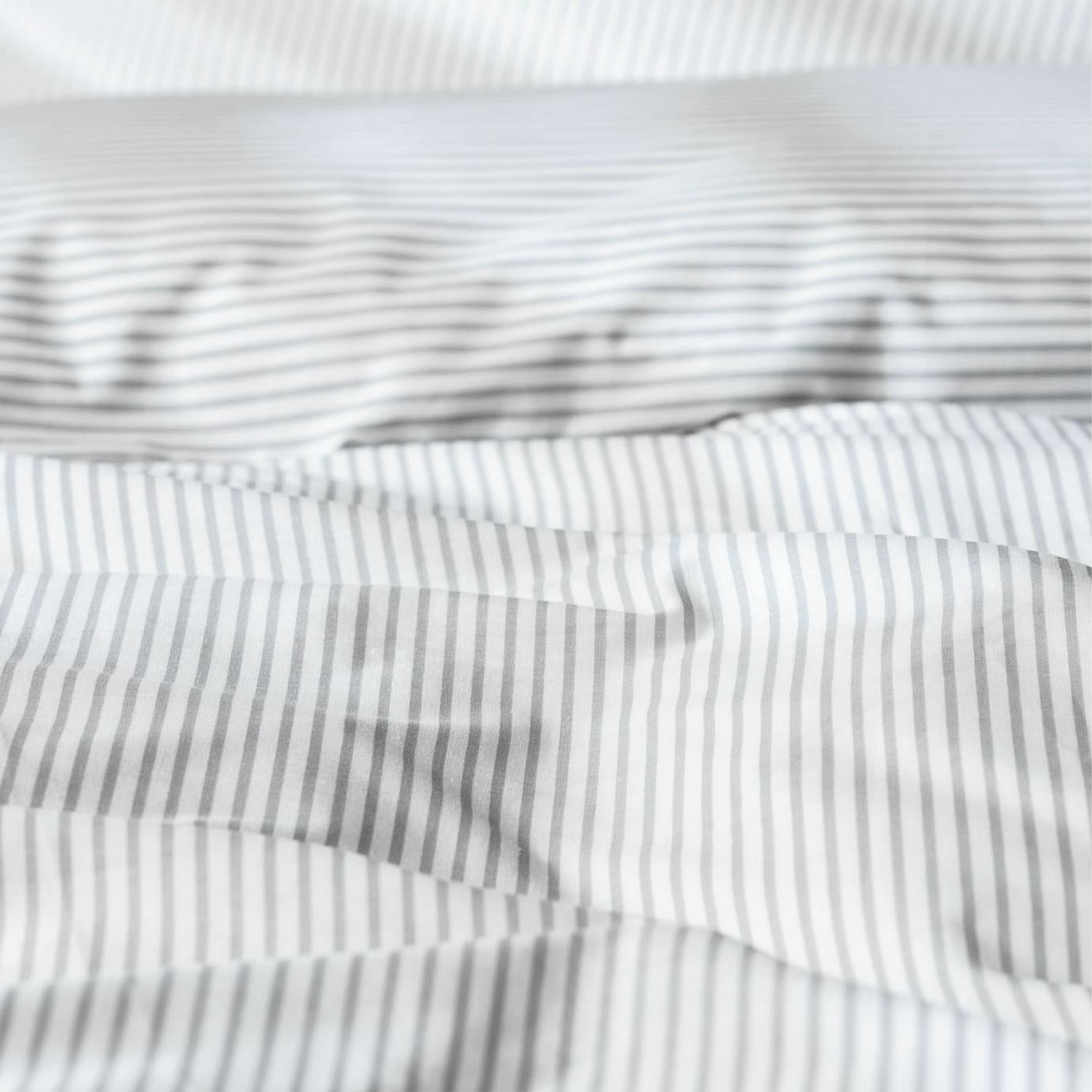 Habitat stripe bedding set grey, UK version