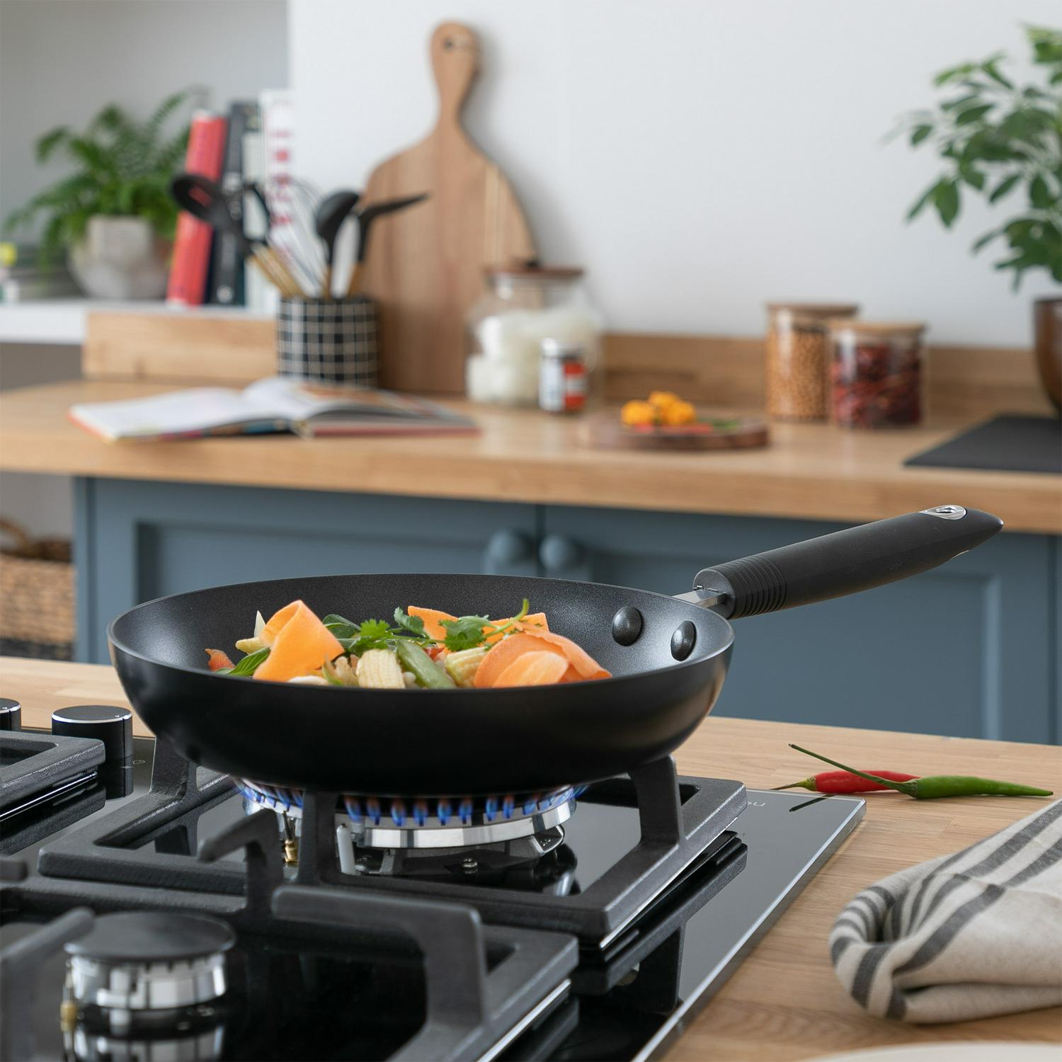Habitat 24cm black nonstick aluminium frying pan, UK version