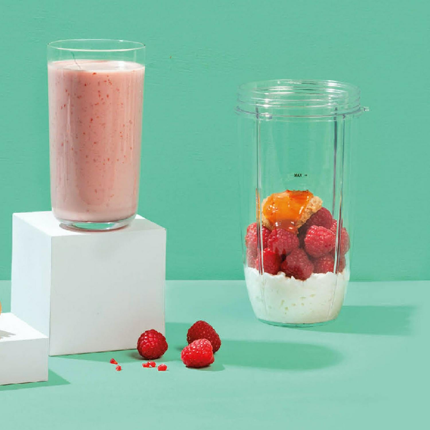 High-Power 900W Nutritional Blender with 0.95L Capacity and Ice Crushing Function