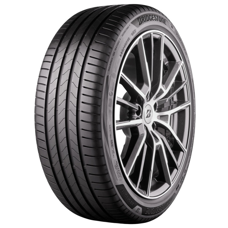 Bridgestone Turanza 6 tyre 235/45 R18 (British brand)