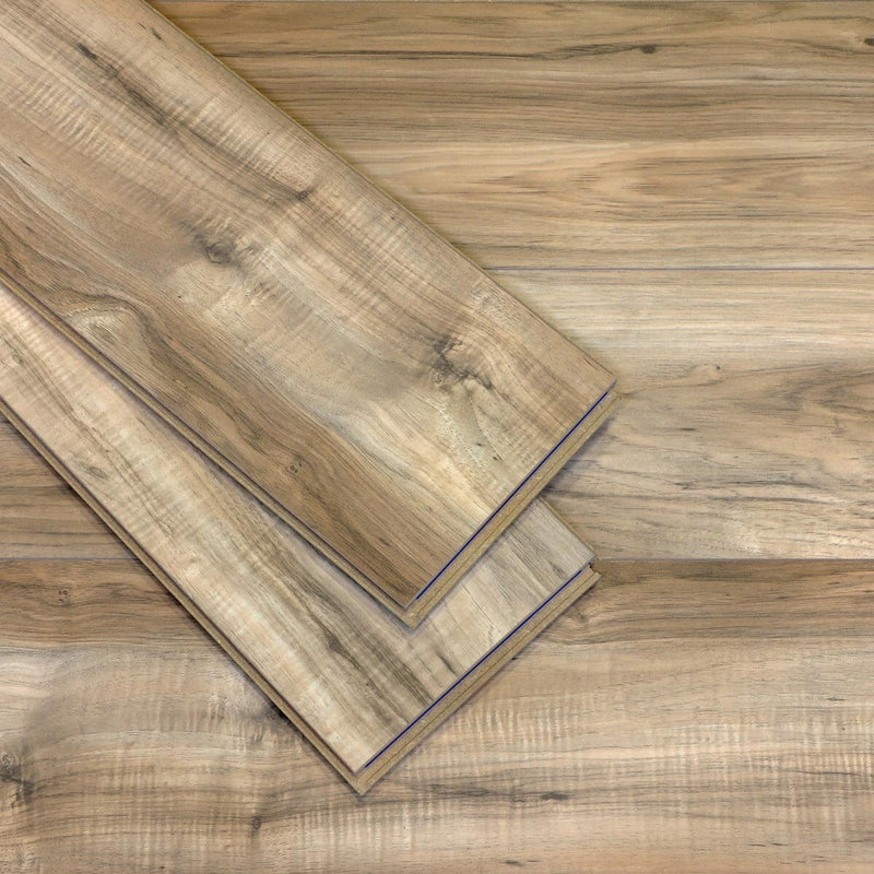 Golden Select Toasted Almond laminate flooring 1.146m² pack, UK version
