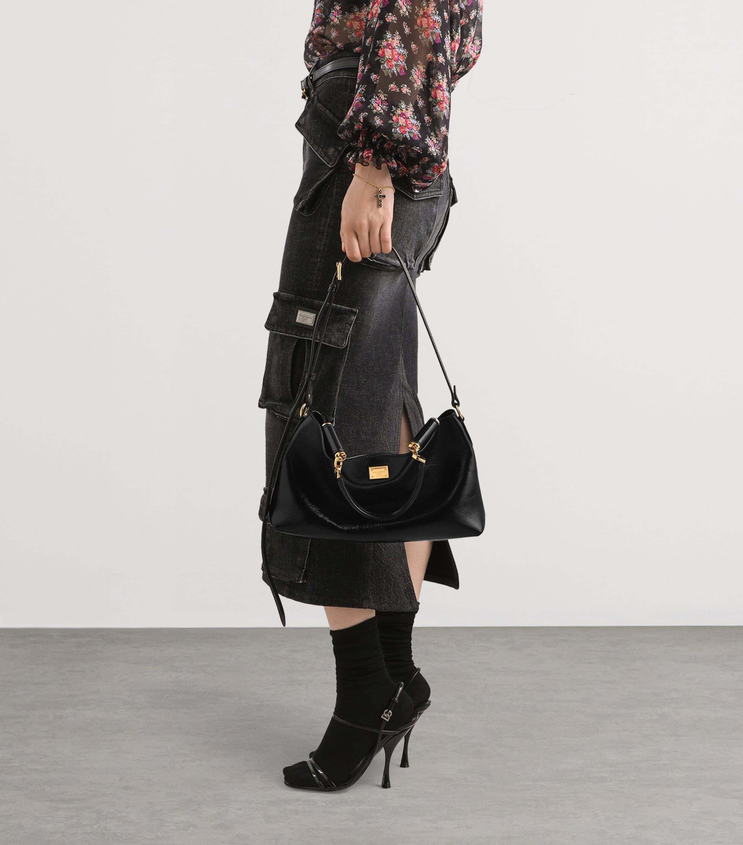 Dolce&Gabbana Vittoria shoulder bag in supple calfskin - British product