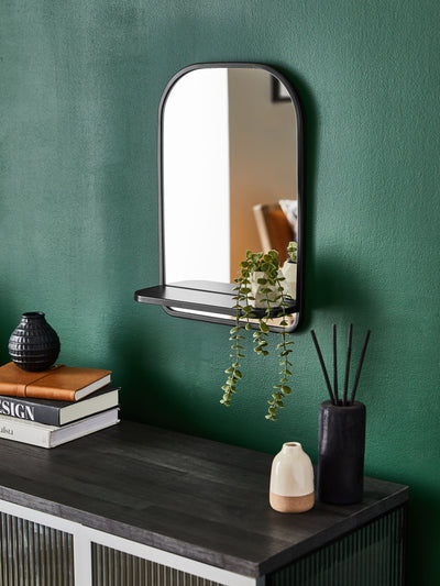 Petit miroir mural avec étagère noir finition noir mat Next - Miroir mural 45 cm x 31 cm - Achetez en ligne sur McGrocer