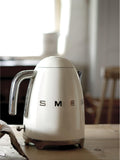 Smeg Gloss Black Kettle 1.7 Litre (British brand)