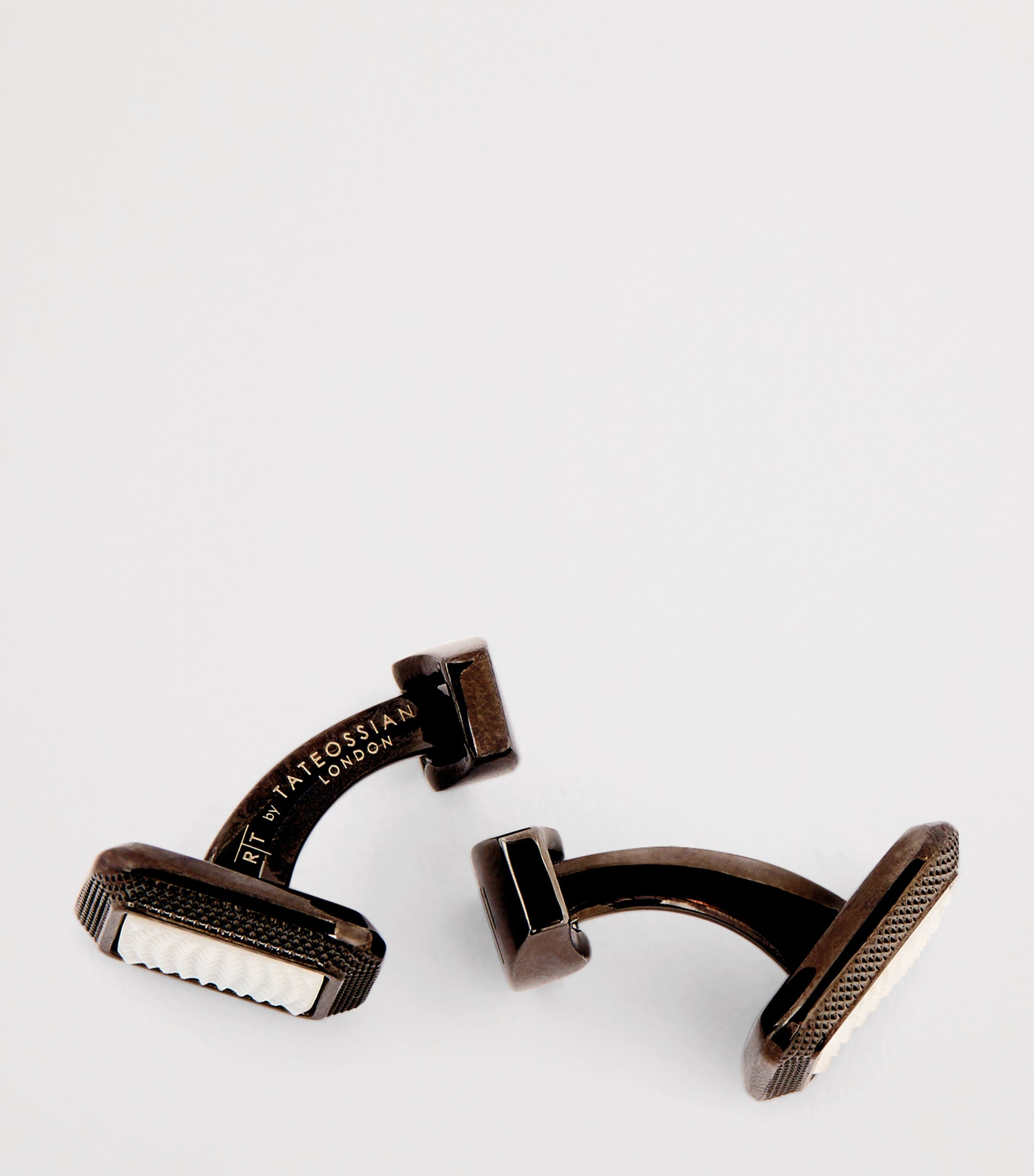 Tateossian Spazio square mother-of-pearl cufflinks - British product