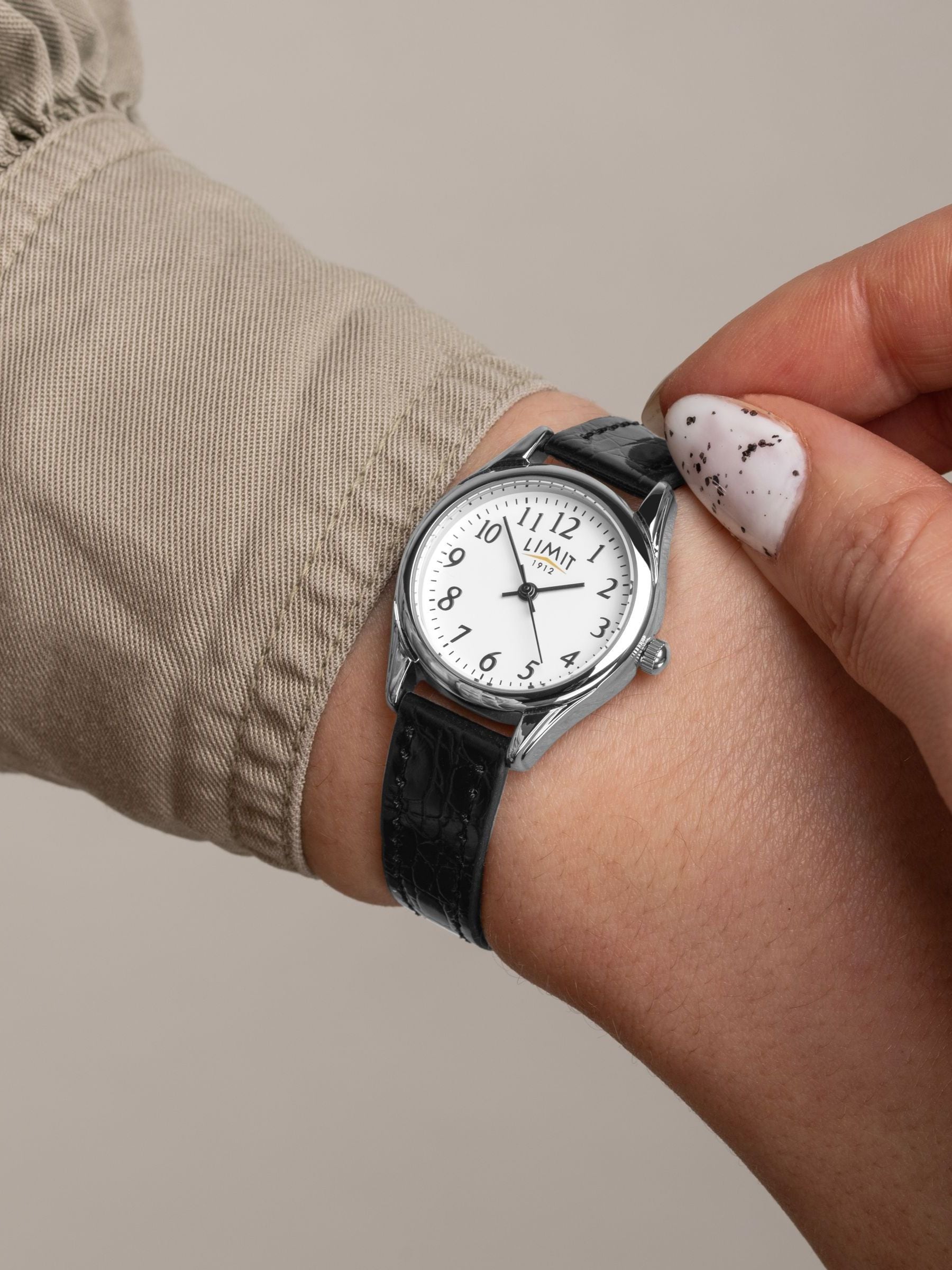 Limit Black Classic Easy Reader watch, UK version