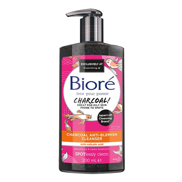 Biore Charcoal Anti-Blemish Cleanser 200ml GOODS Superdrug   