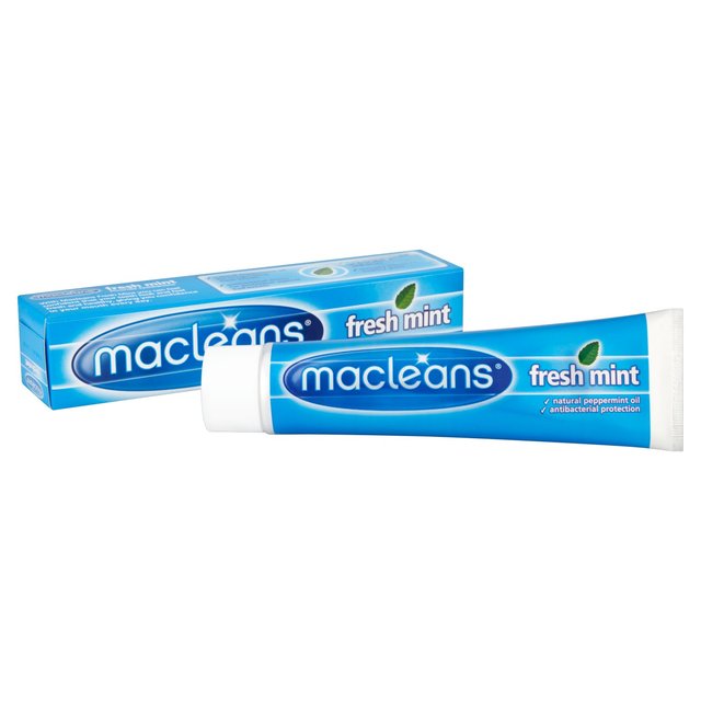 Macleans Flouride Toothpaste Fresh Mint Peppermint Flavour   100ml GOODS M&S   