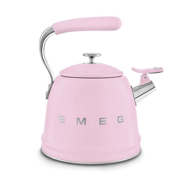 غلاية Smeg المسطحة ذات الصفير باللون الوردي سعة 2.3 لتر، مستوردة من المملكة المتحدة