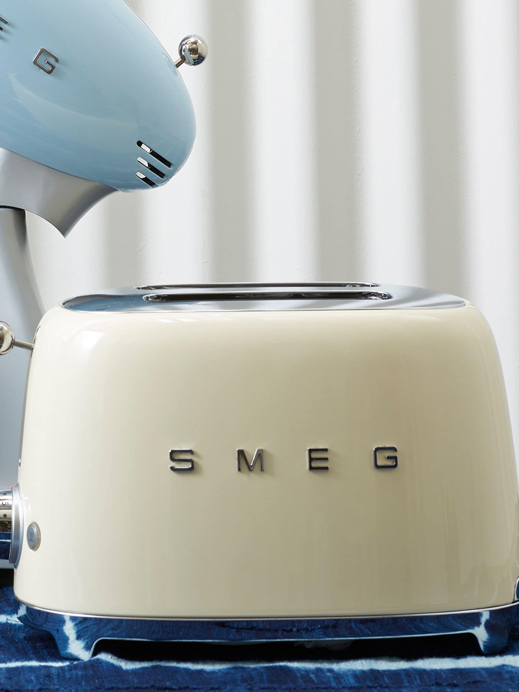 Smeg Cream 2 Slice Toaster