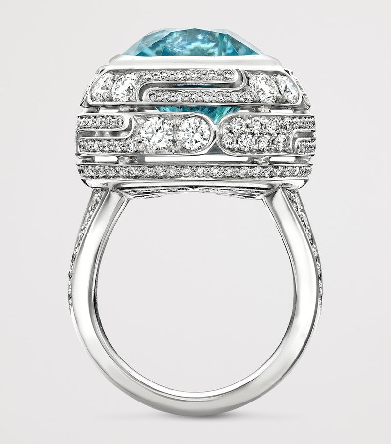 Boodles Play of Light cocktail ring with Paraiba and diamonds, UK version