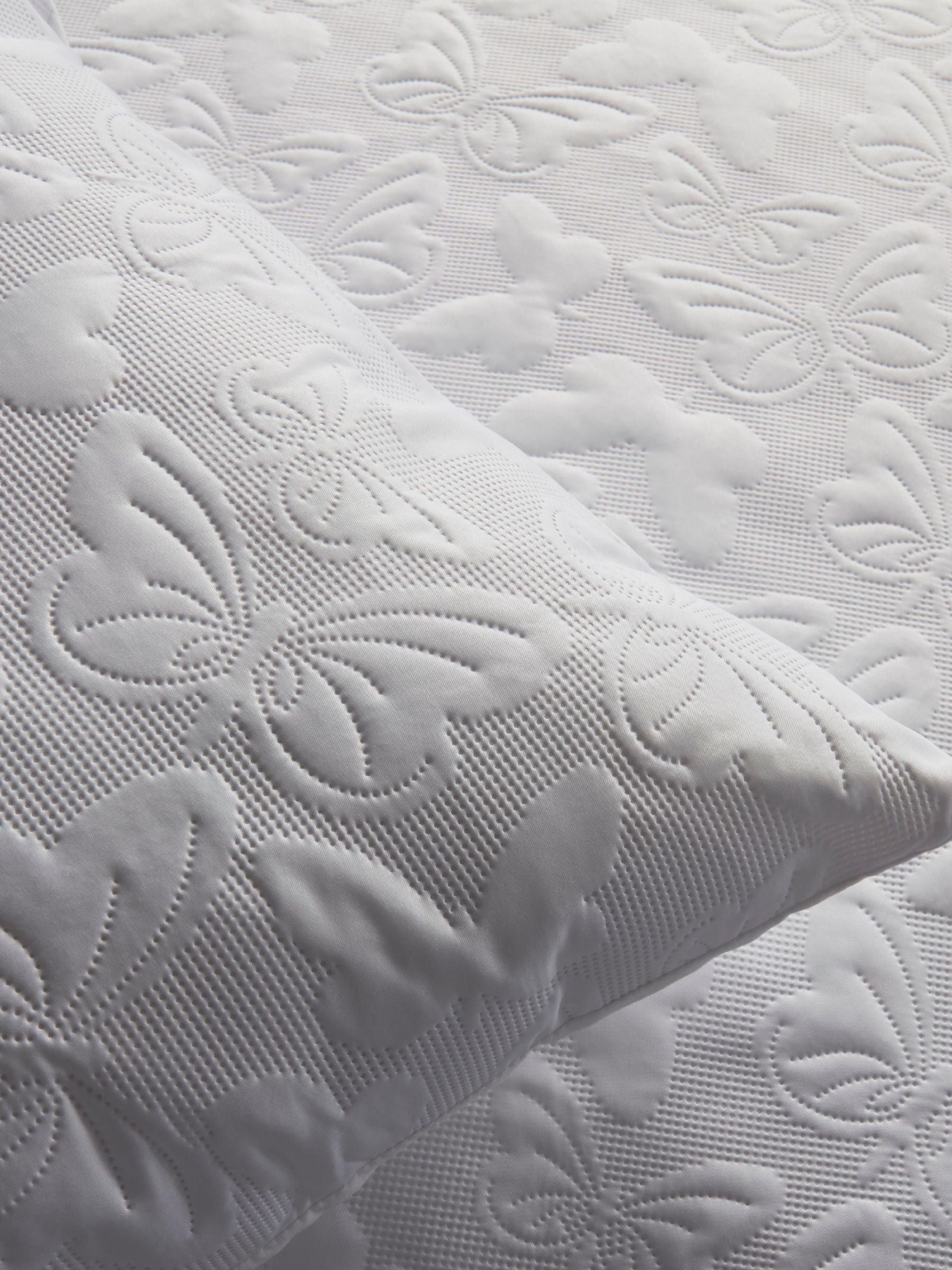 Serene White Butterfly Garden duvet cover set (British brand)