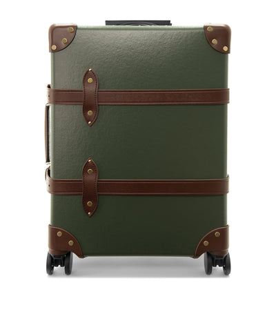 حقيبة سفر بعجلات Centenary من Globe-Trotter (56 سم)