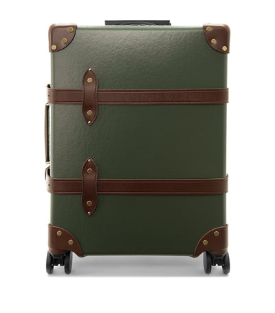 حقيبة سفر بعجلات Centenary من Globe-Trotter (56 سم)
