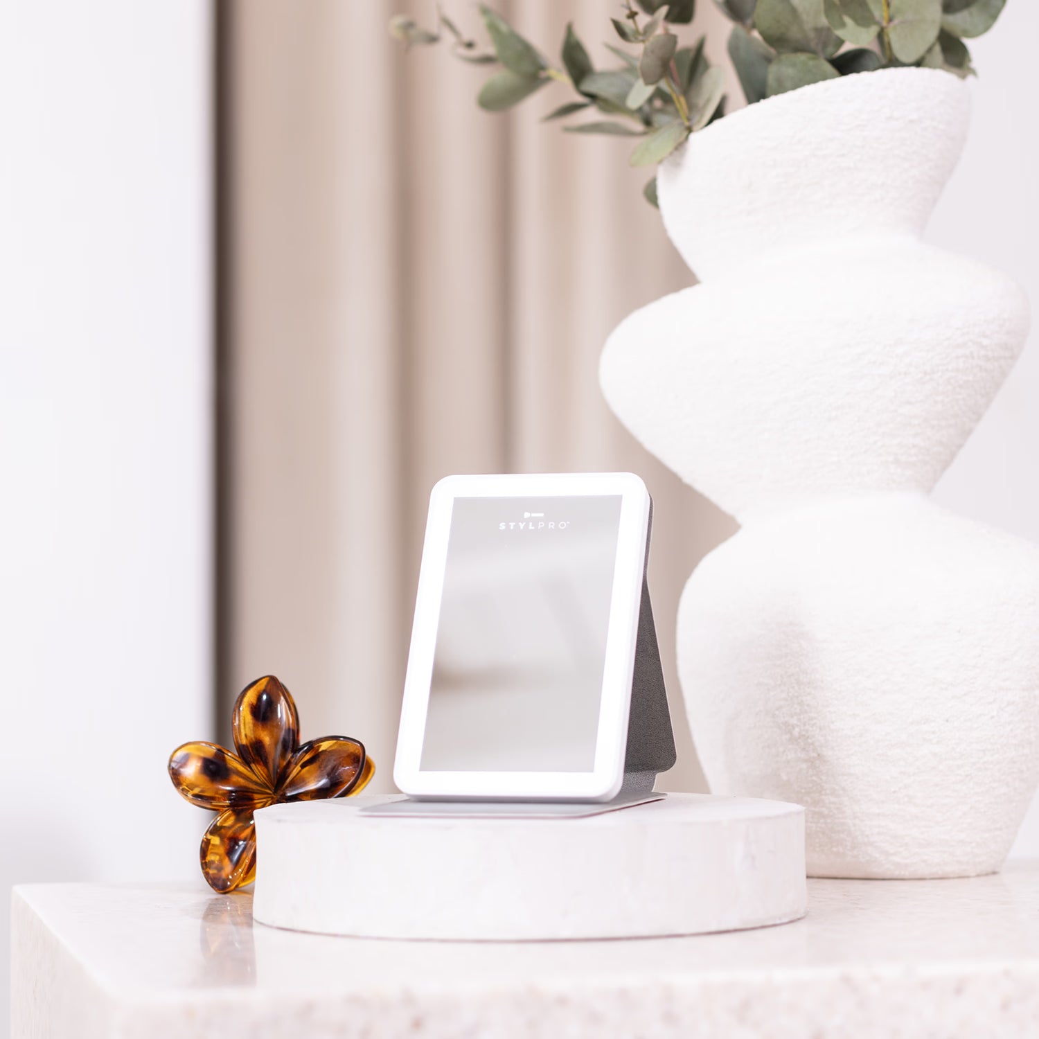 Stylpro LED mini mirror, UK version