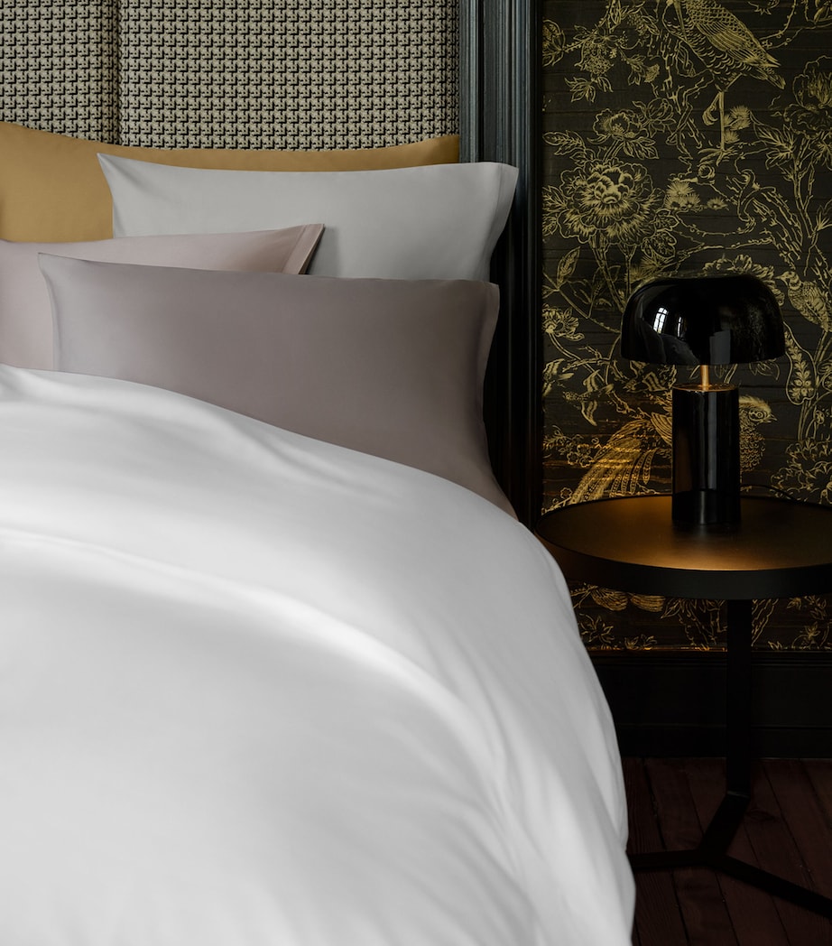 Schlossberg cotton sateen Noblesse pillowcase 50x75cm, UK version