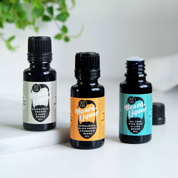 Paper Plane beard oil sandalwood pepper mandarin 15ml, imported from the UK