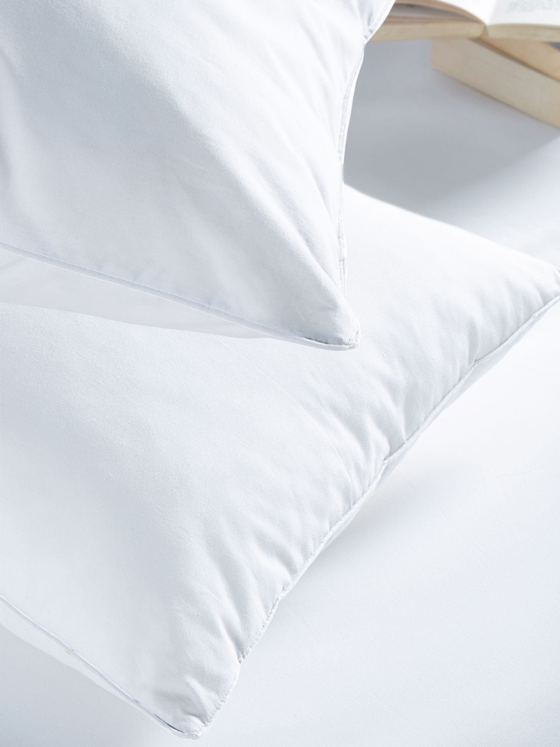 Sleep In Silk firm pillows set of 2 (British brand)