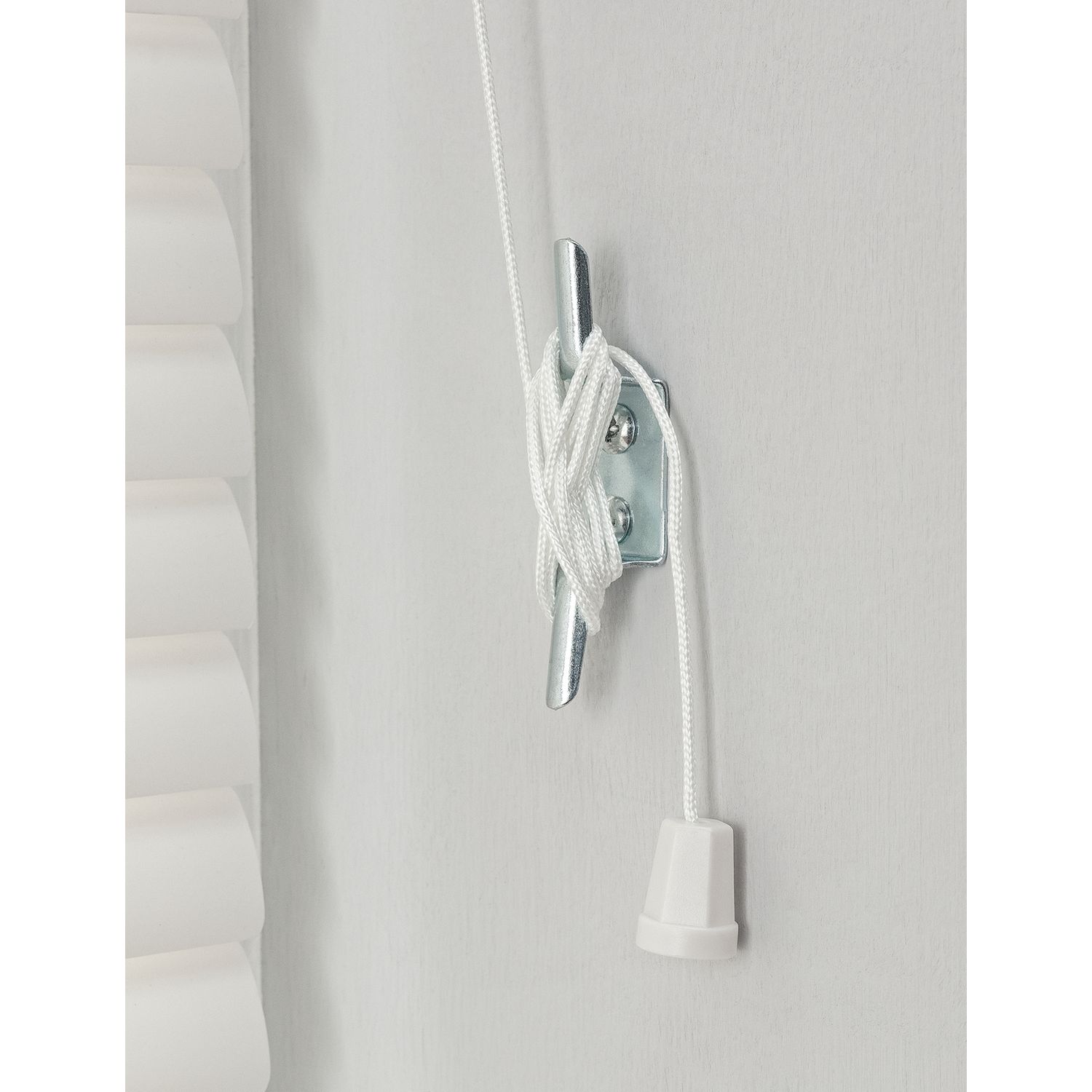 Argos Home super white venetian blind 120cm wide - British product