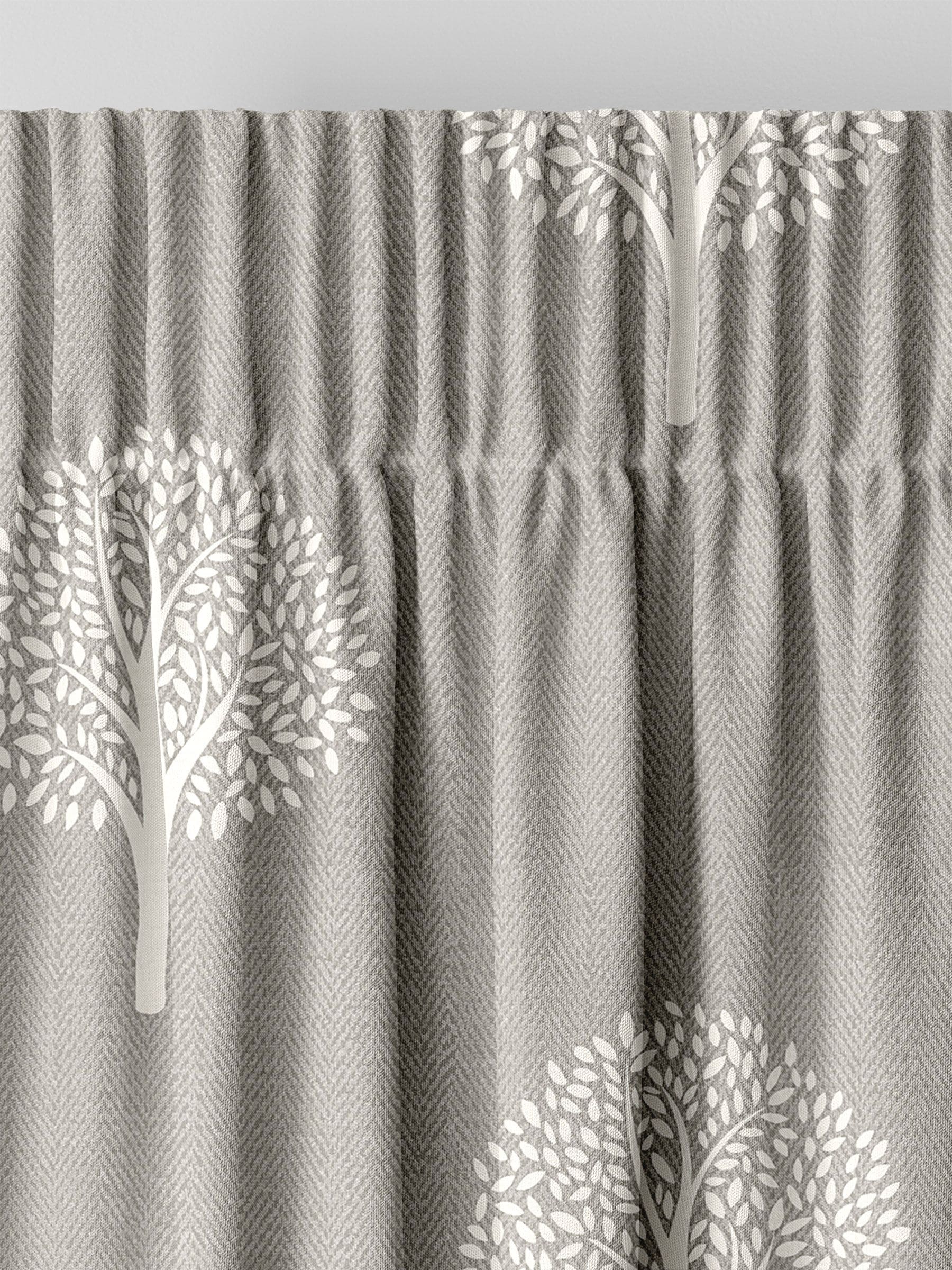 Emily Bond Yew Tree made to measure curtains, UK version