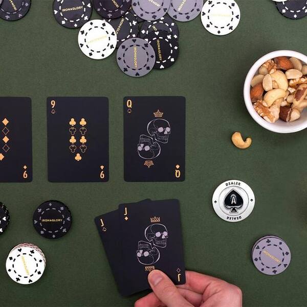 Iron & Glory Dead Man's Hand Poker Set GOODS Superdrug   