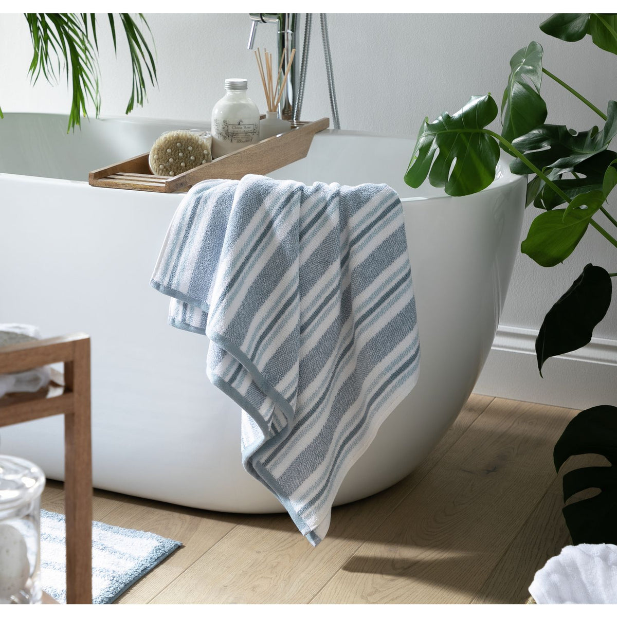 Habitat Coastal Stripe Blue & White 4 piece towel bale, UK version