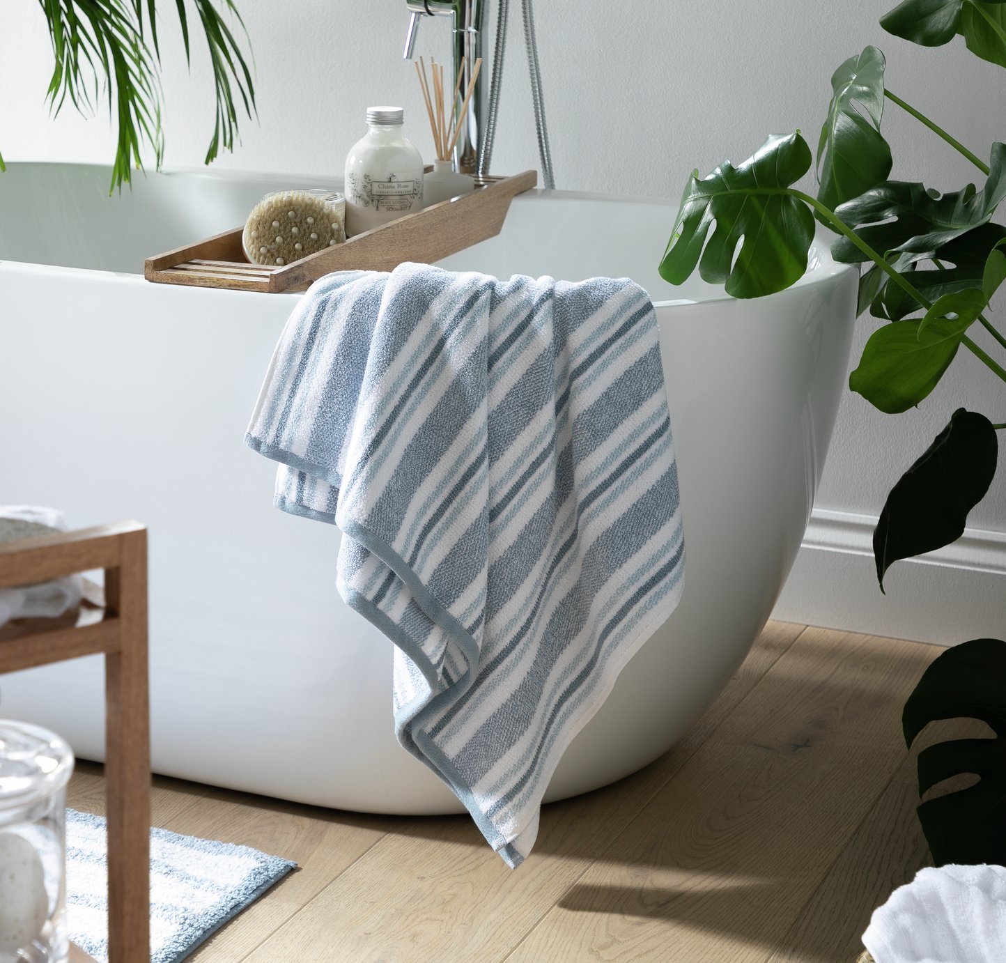 Habitat Coastal Stripe Blue & White 4 piece towel bale, UK version